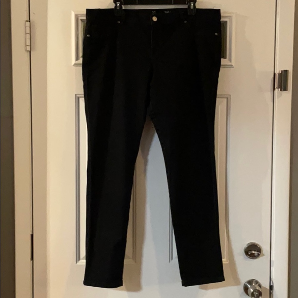 NY & C Black Low-rise Jeggings NWOT size 18